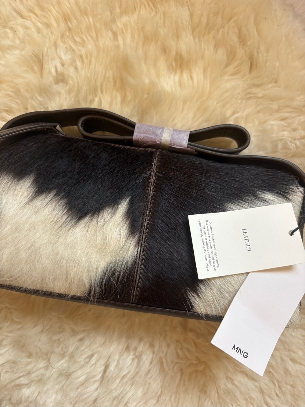 Mango Black & White Cowhide Leather Bow-Top Crossbody Bag - Picture 2 of 10